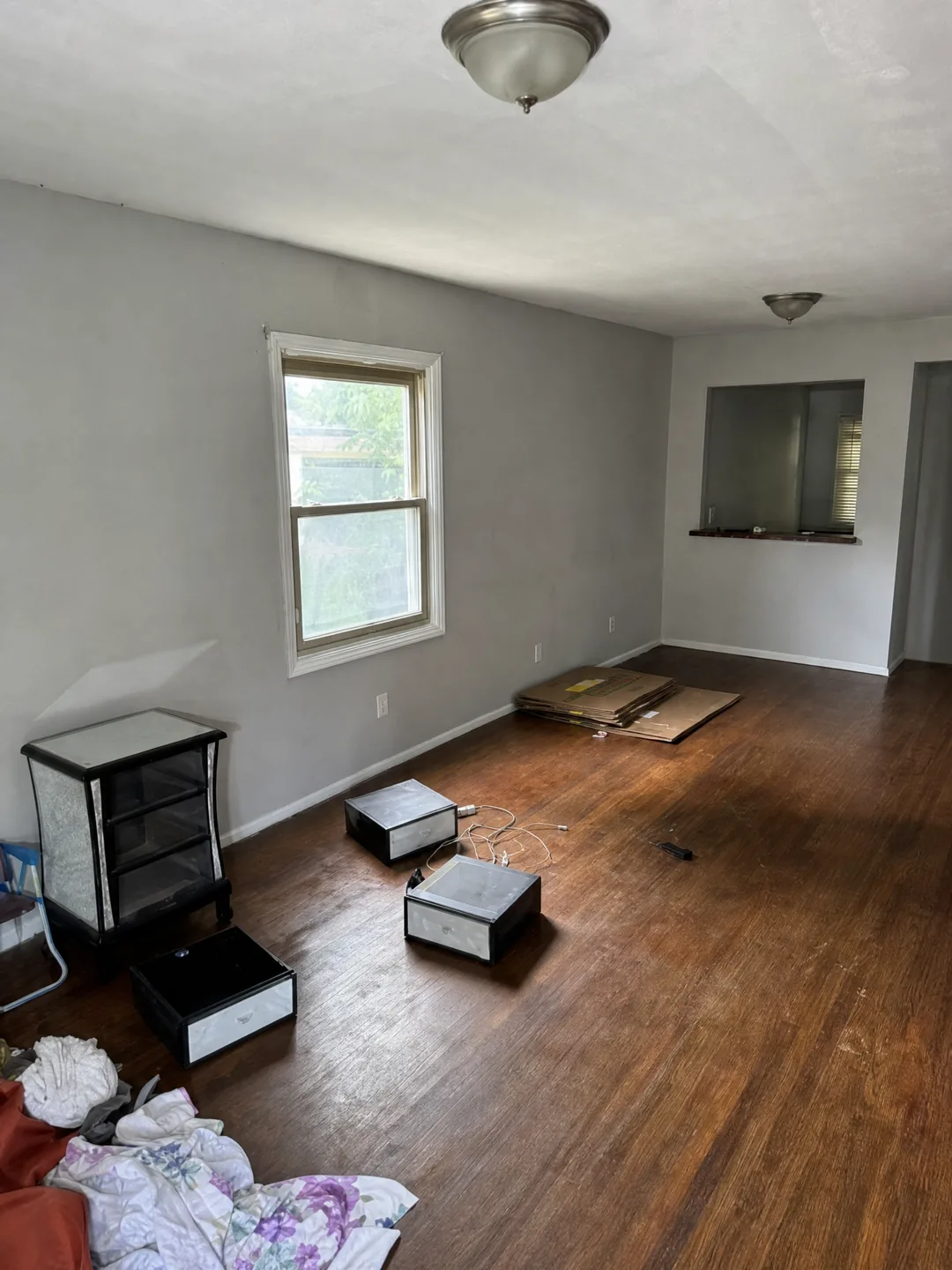 Living area before a One Foot Forward property cleanout